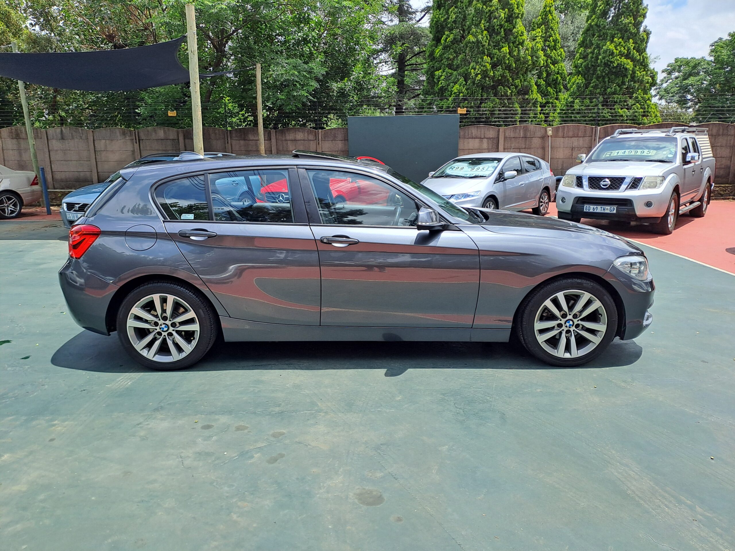 
								2017 BMW 118i F20 5 Door Automatic full									