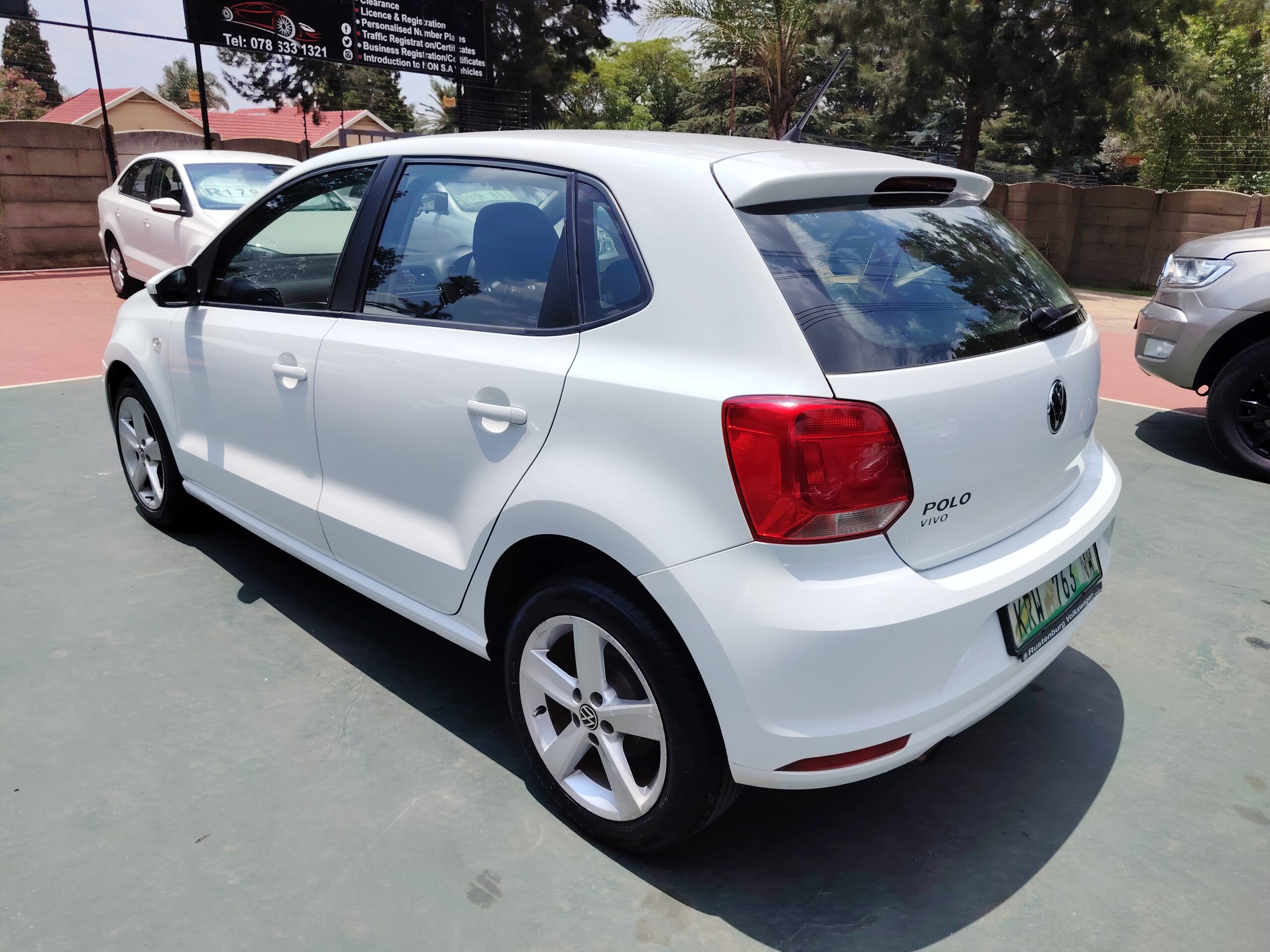 
								2022 VW Polo Vivo 1.6i Comfortline 5 Door Automatic full									