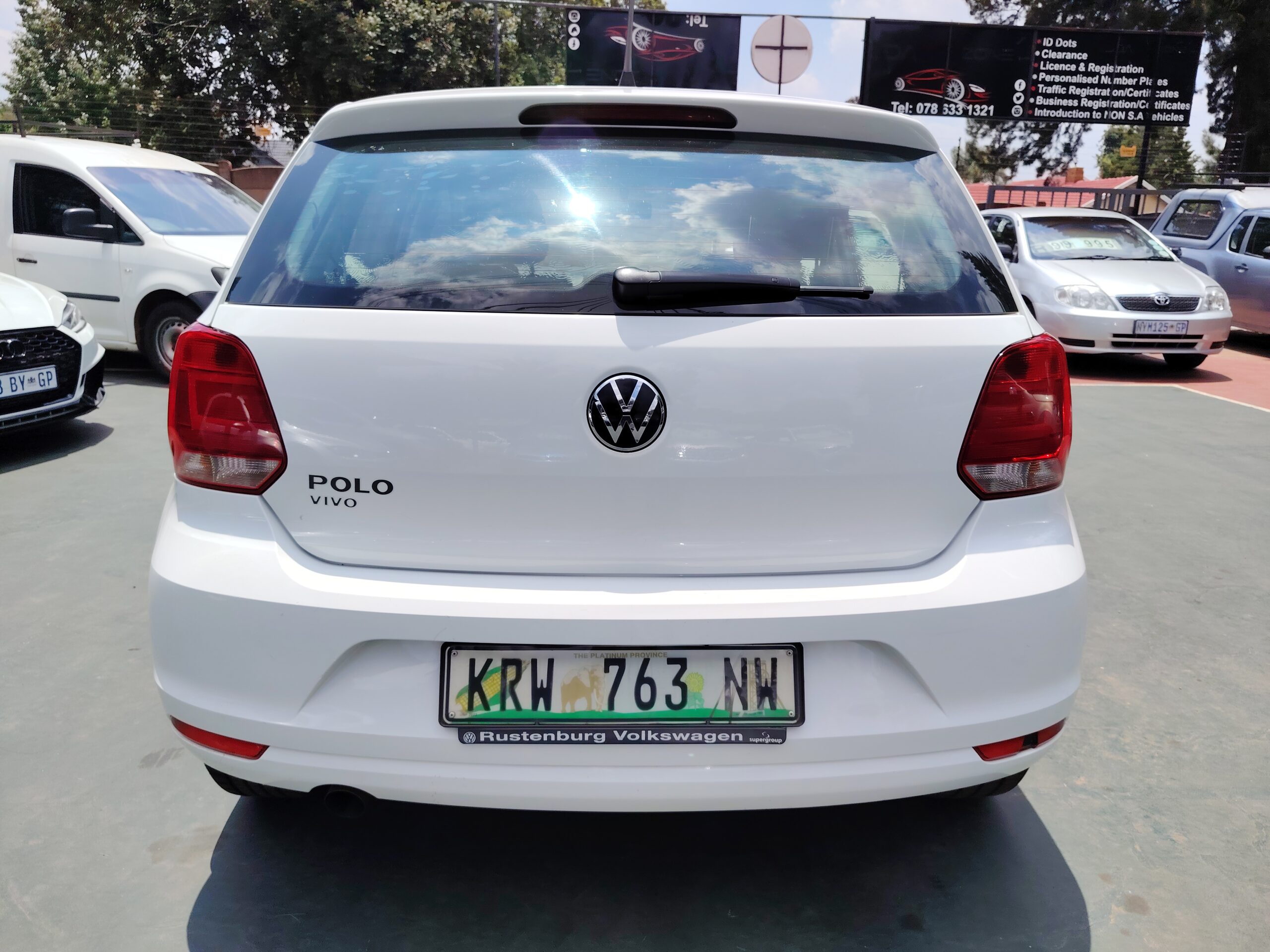 
								2022 VW Polo Vivo 1.6i Comfortline 5 Door Automatic full									