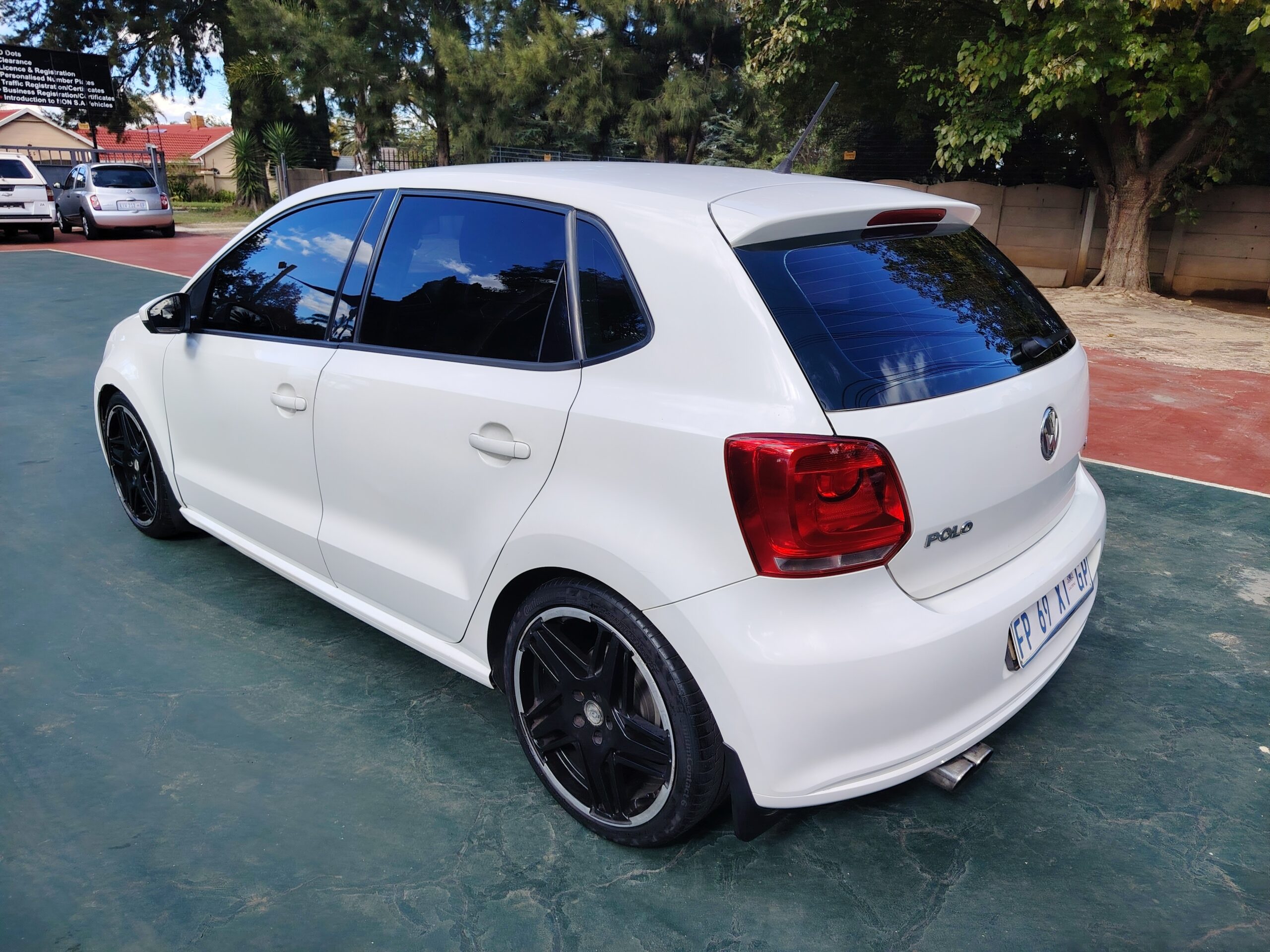 2011 VW Polo Vivo 1.4i Comfortline 5 Door Manual