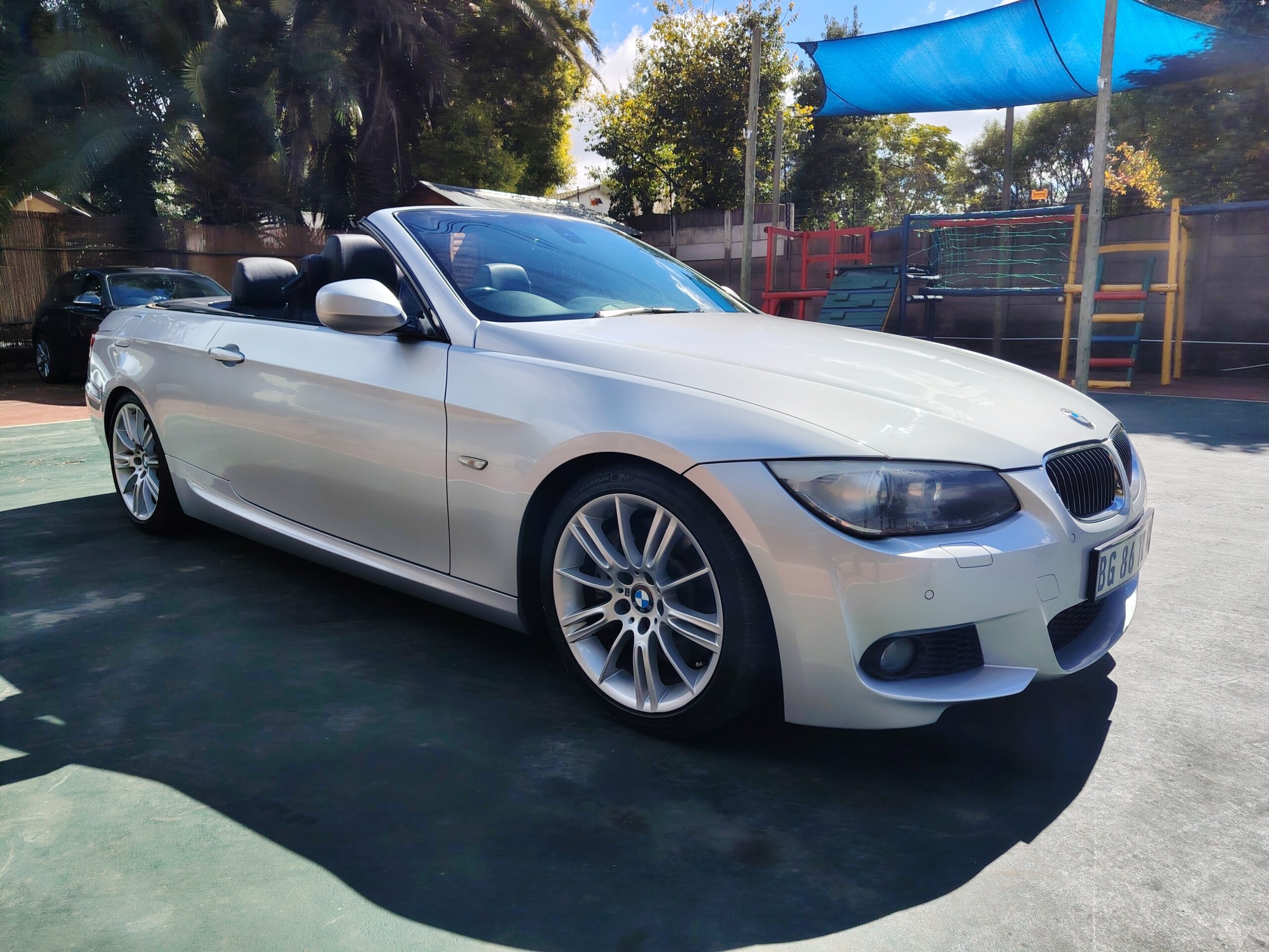 
								2011 BMW 335i Convertible MSport Automatic full									