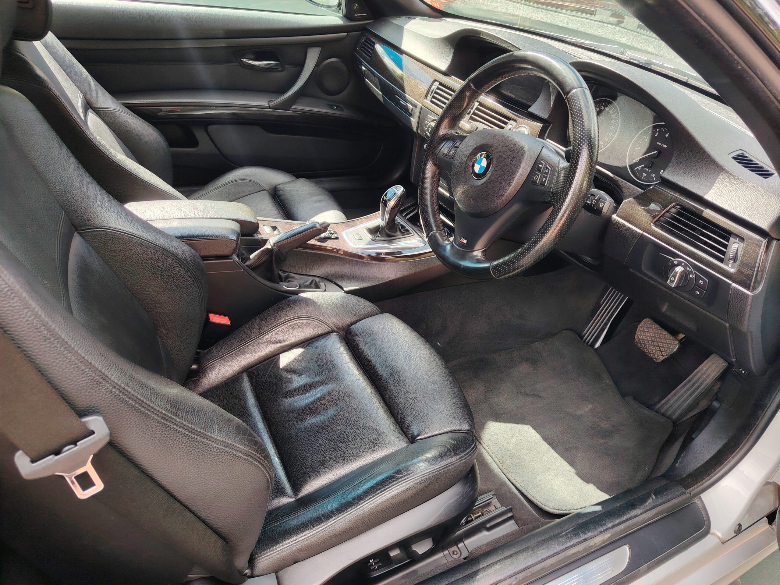 
								2011 BMW 335i Convertible MSport Automatic full									